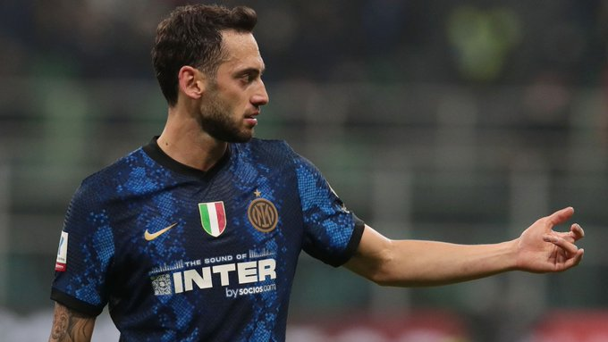 开云足球-尤文图斯男足目前球衣正面赞助商的名称