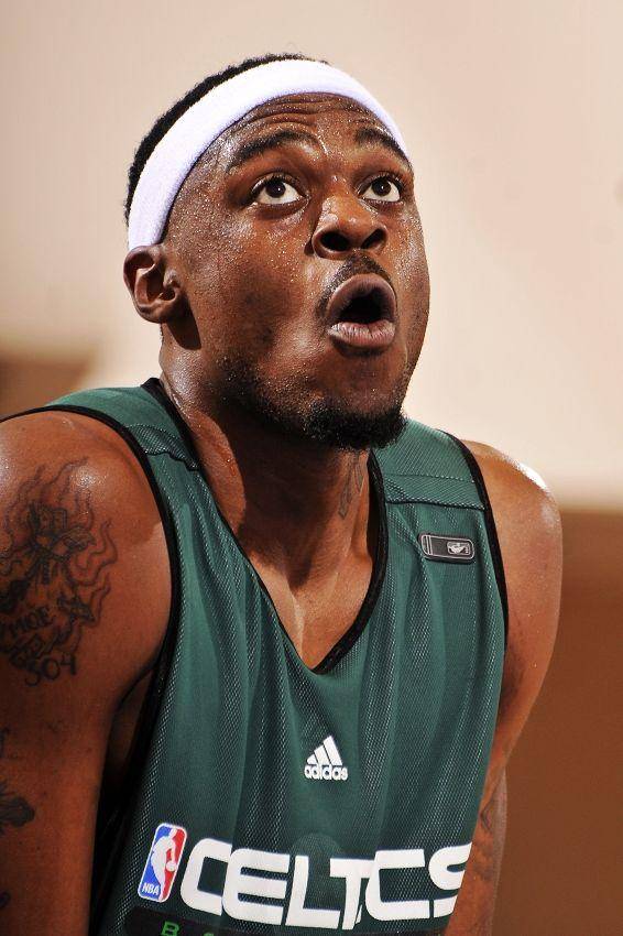 开云登录入口-包含重磅！风云突变孟菲斯灰熊集结日迎来里程碑俄克拉荷马雷霆窗口期官宣签约，夏洛特黄蜂今晨手感冰凉的词条